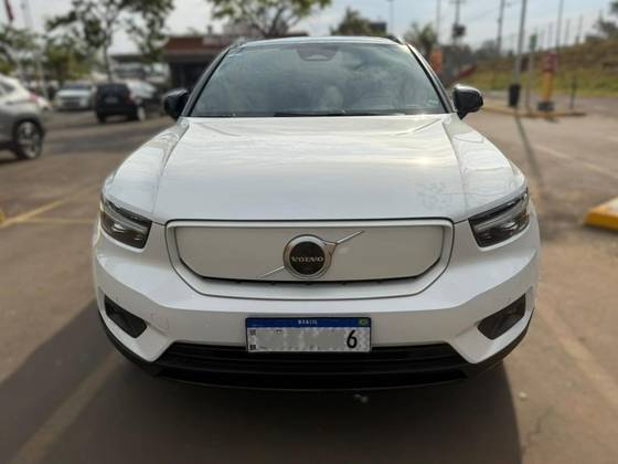 VOLVO XC40 P8 RECHARGE ELECTRIC BEV PURE AWD